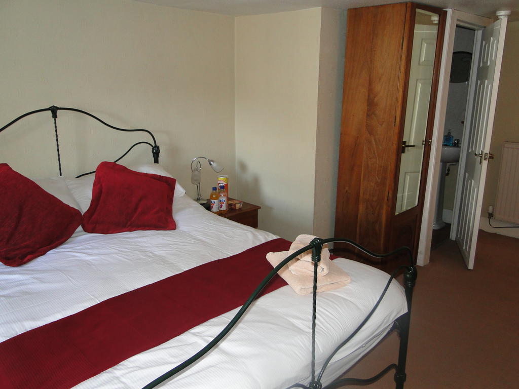 The Red Lion Inn Doune Habitación foto
