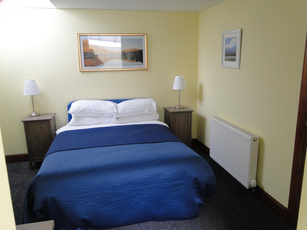 The Red Lion Inn Doune Habitación foto